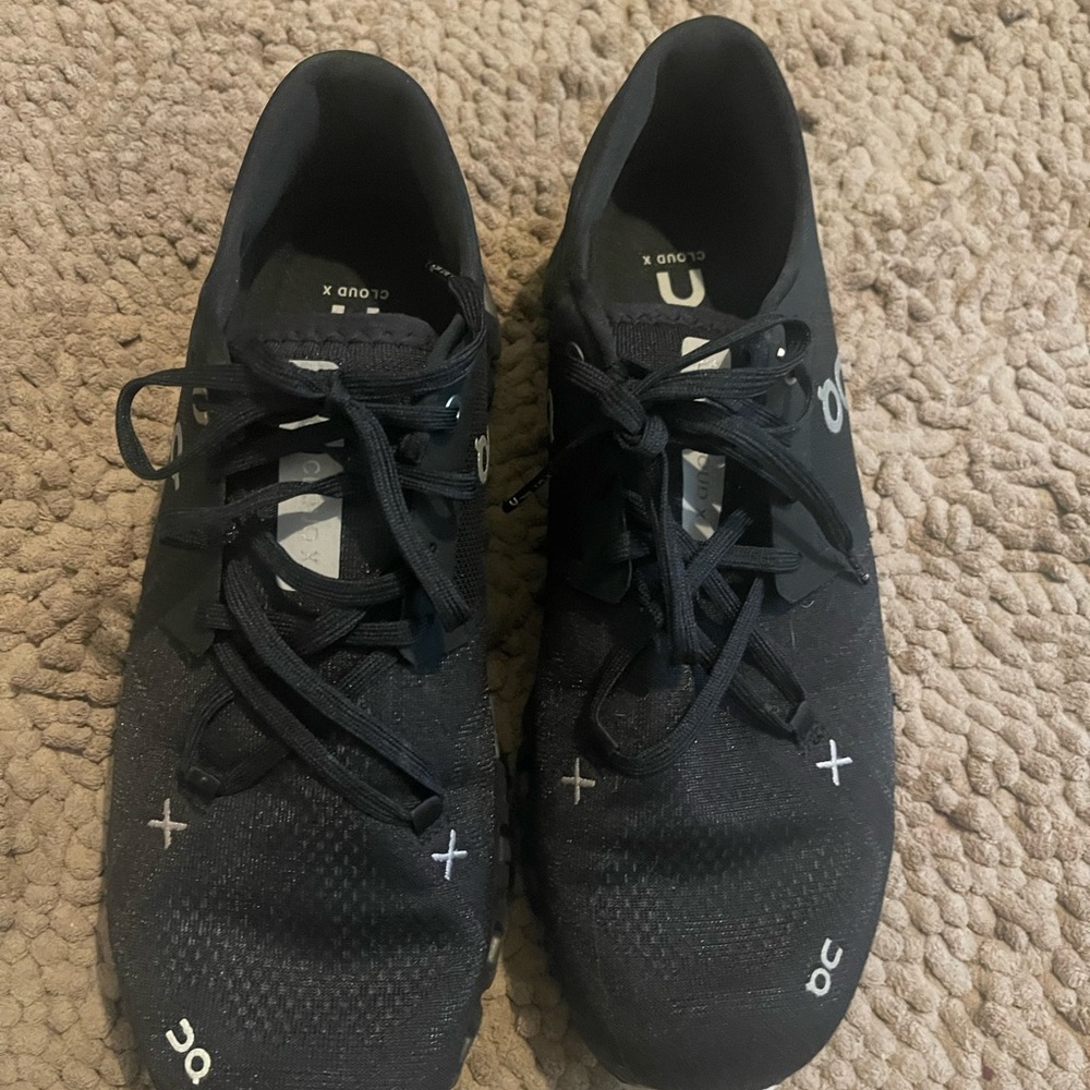 On Running Men's Black Athletic Shoes